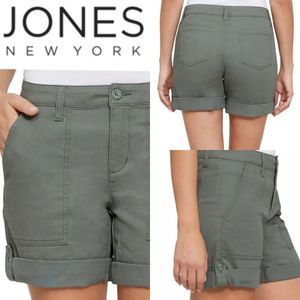 JONES NEW YORK BNWT Chino Shorts Sage